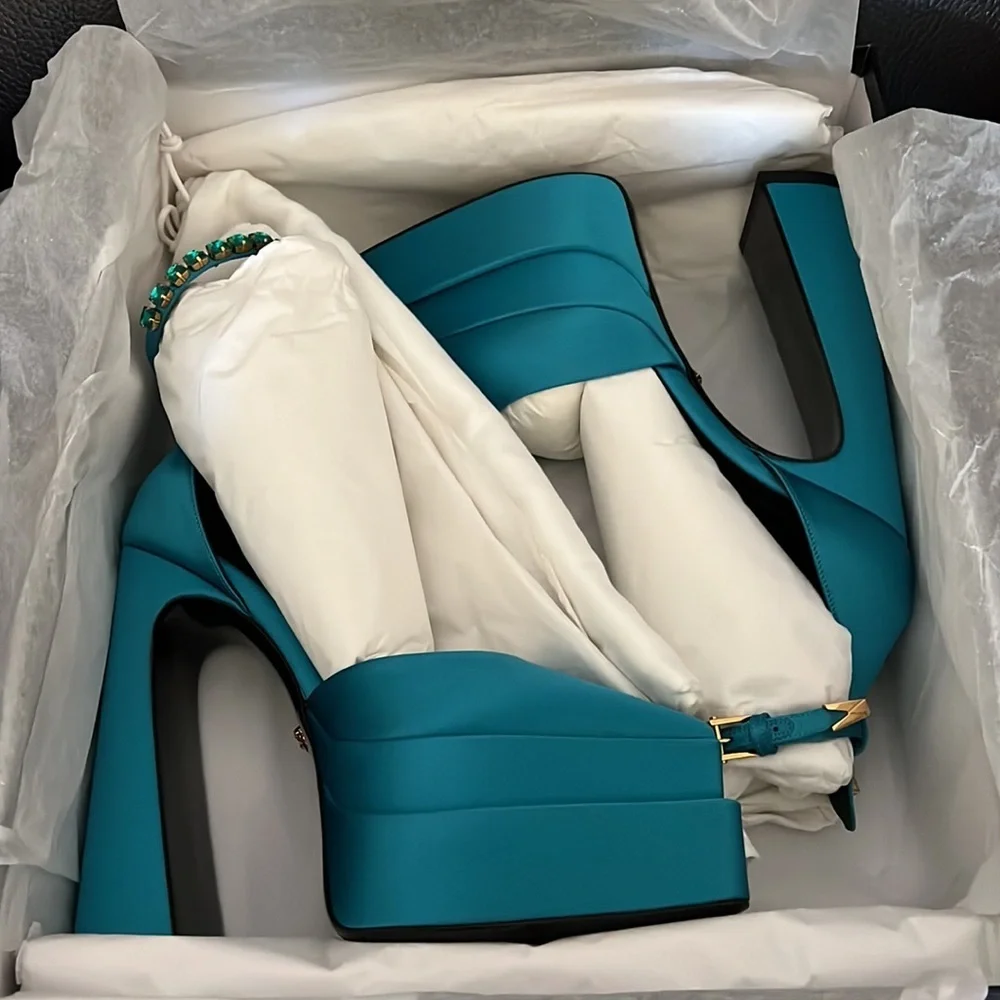 SALE!!! Versace Medusa aevitas satin silk platform pumps heels NEW - Picture 7 of 7